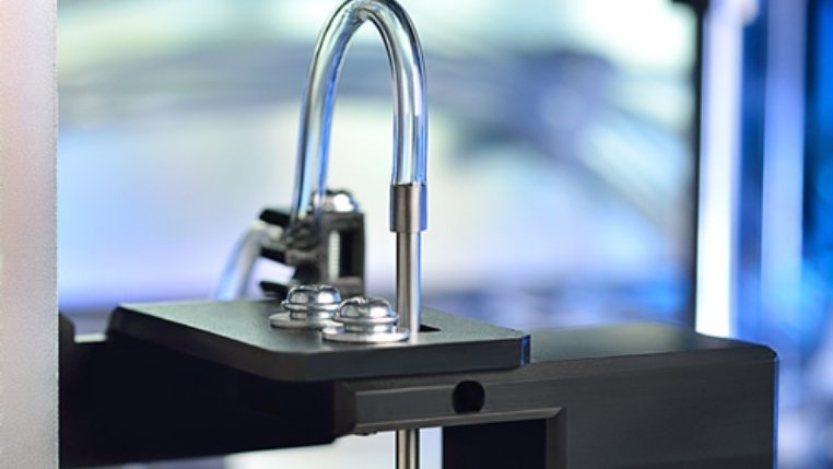 CL-900i Chemiluminescence Immunoassay System - Compact Automated Analyzer for High-Throughput Testing