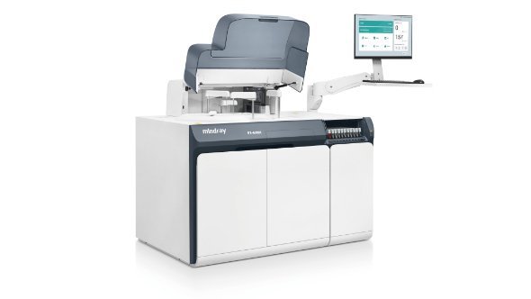 M680 Chemistry and Immunoassay Integrated Solution - High Efficiency Diagnostic Device