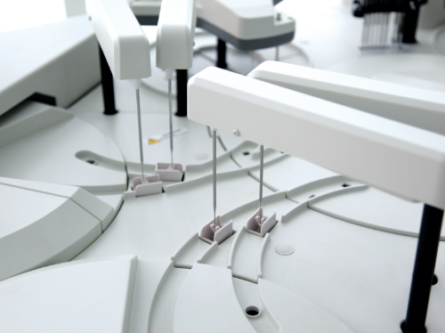 BS-2000M Clinical Chemistry Analyzer - High Throughput Modular System with Sample Delivery Module
