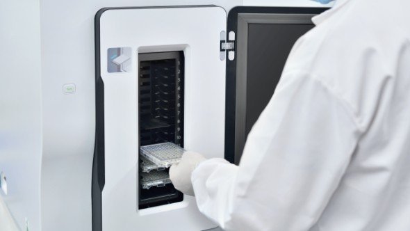 AF-600/300 Automated Identification and Susceptibility Testing System