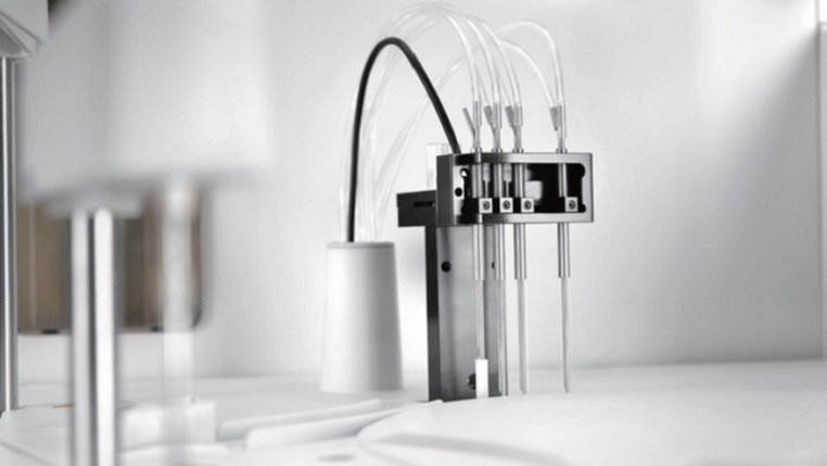 BS-360E Compact Benchtop Chemistry Analyzer with High Capacity and Advanced Features